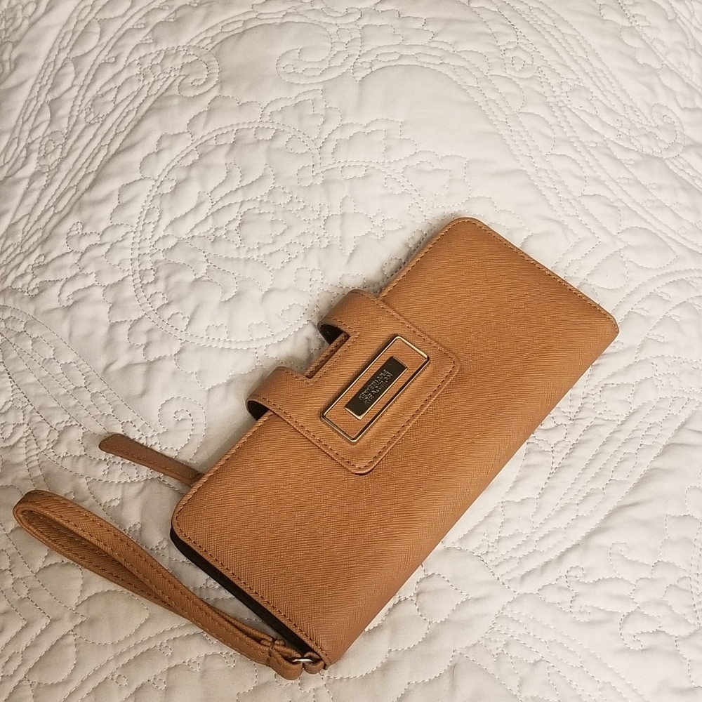 Reaction by Kenneth Cole Wallet